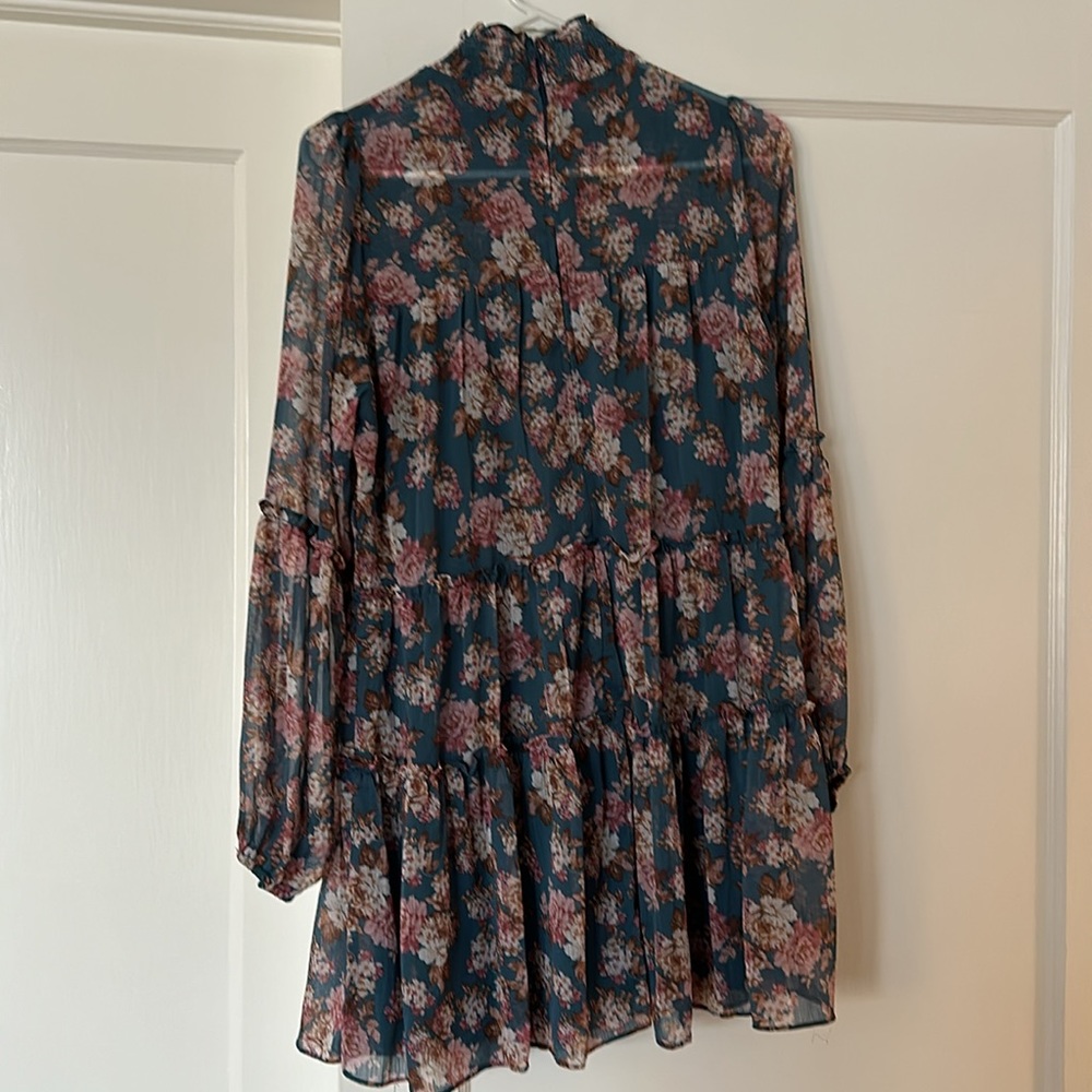Spring dress! - Picture 5 of 5